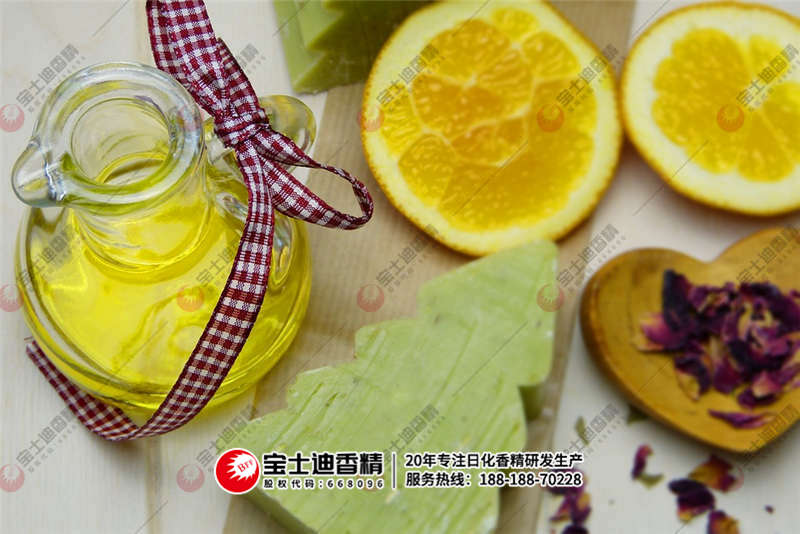 香（xiāng）精（jīng）